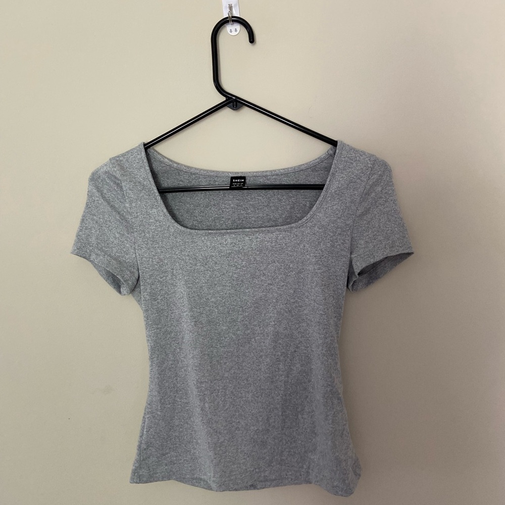 SHEIN Gray Short Sleeve Tee